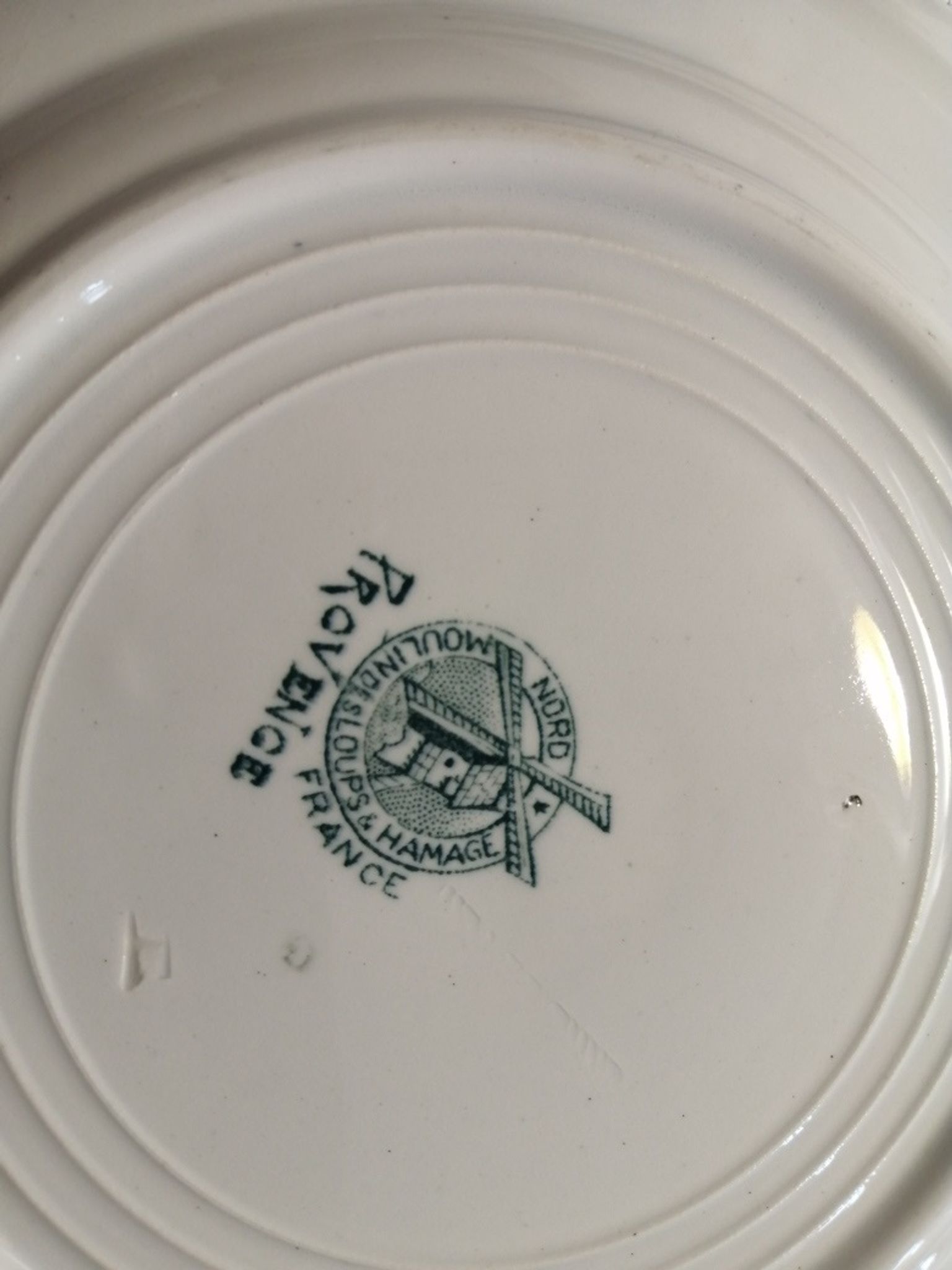3 plates Moulin des loups Service Provence