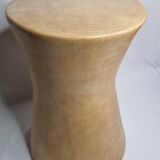 Brutalist monoxyle stool in solid mango wood, hourglass shape, 44 cm