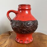 Vase en céramique rouge vif et noir, cruche lourde dans le style du milieu du siècle, poterie ouest-allemande