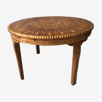 Table marquetée marocaine