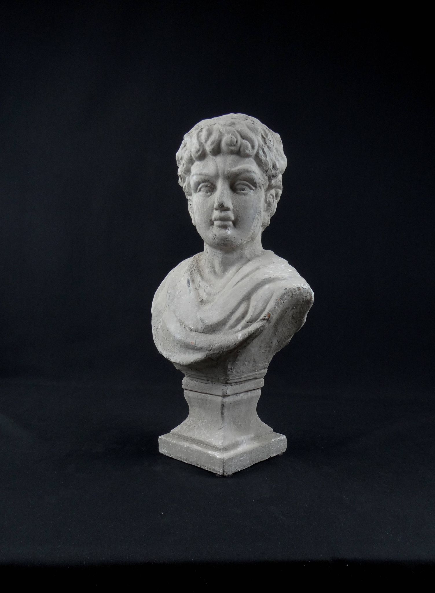 Bust of Marcus Aurelius Caesar as a teenager, in terracotta with a grey patina, 20th century