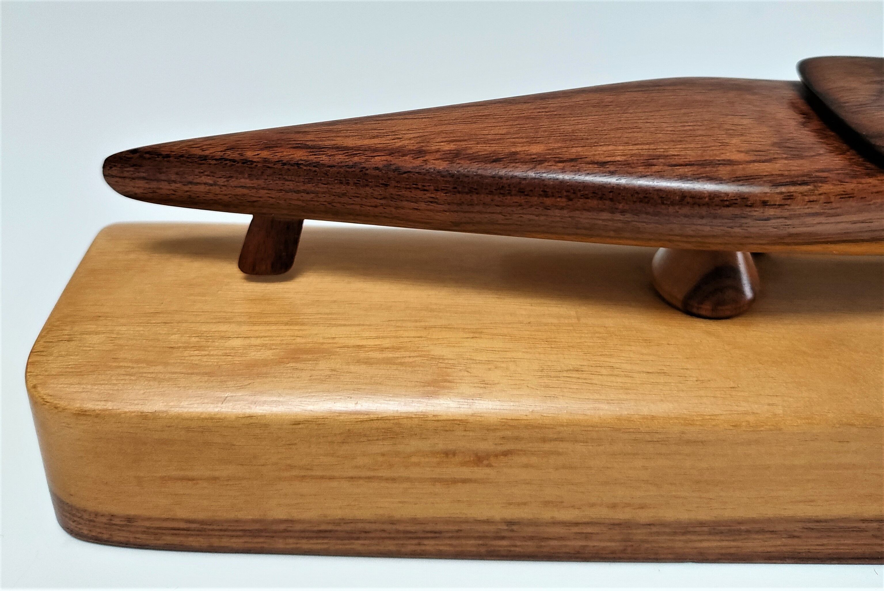 Kayak scale model violet wood