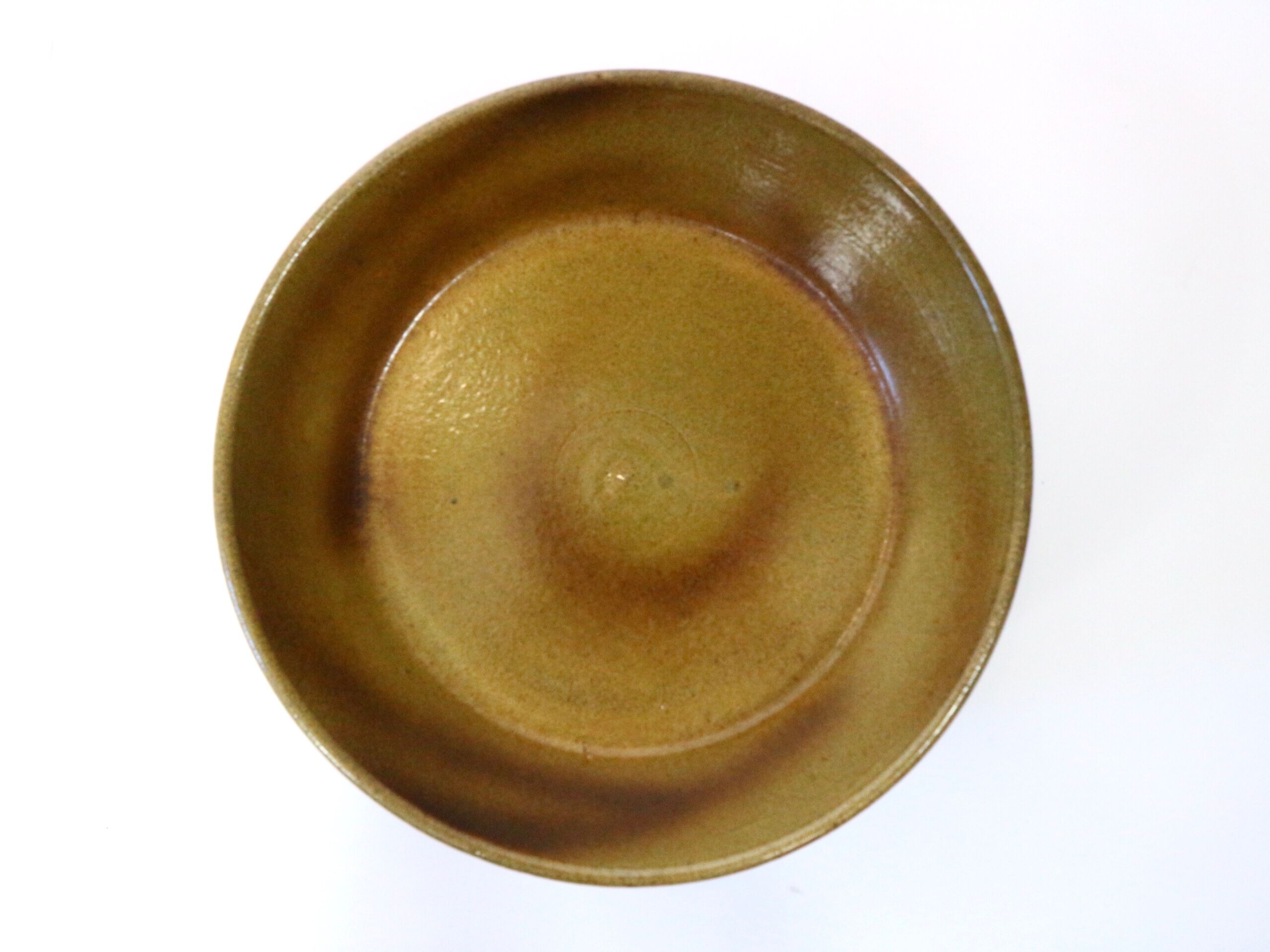 Vintage service plates and serving trays, 39 pieces, silk-screened.