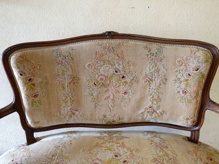 Louis XV style sofa bench in molded and carved wood - nineteenth century