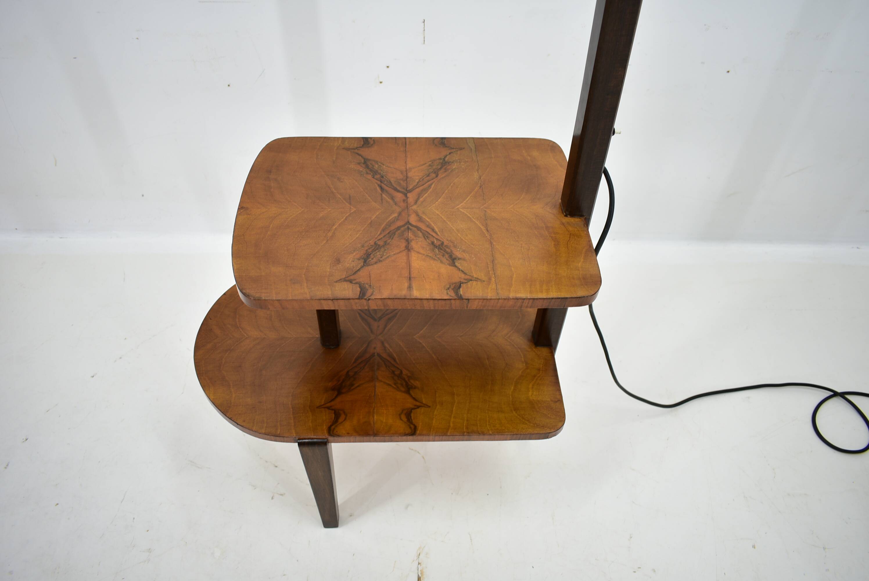 Lampe de sol Art Déco par Jindrich Halabala, années 1940.