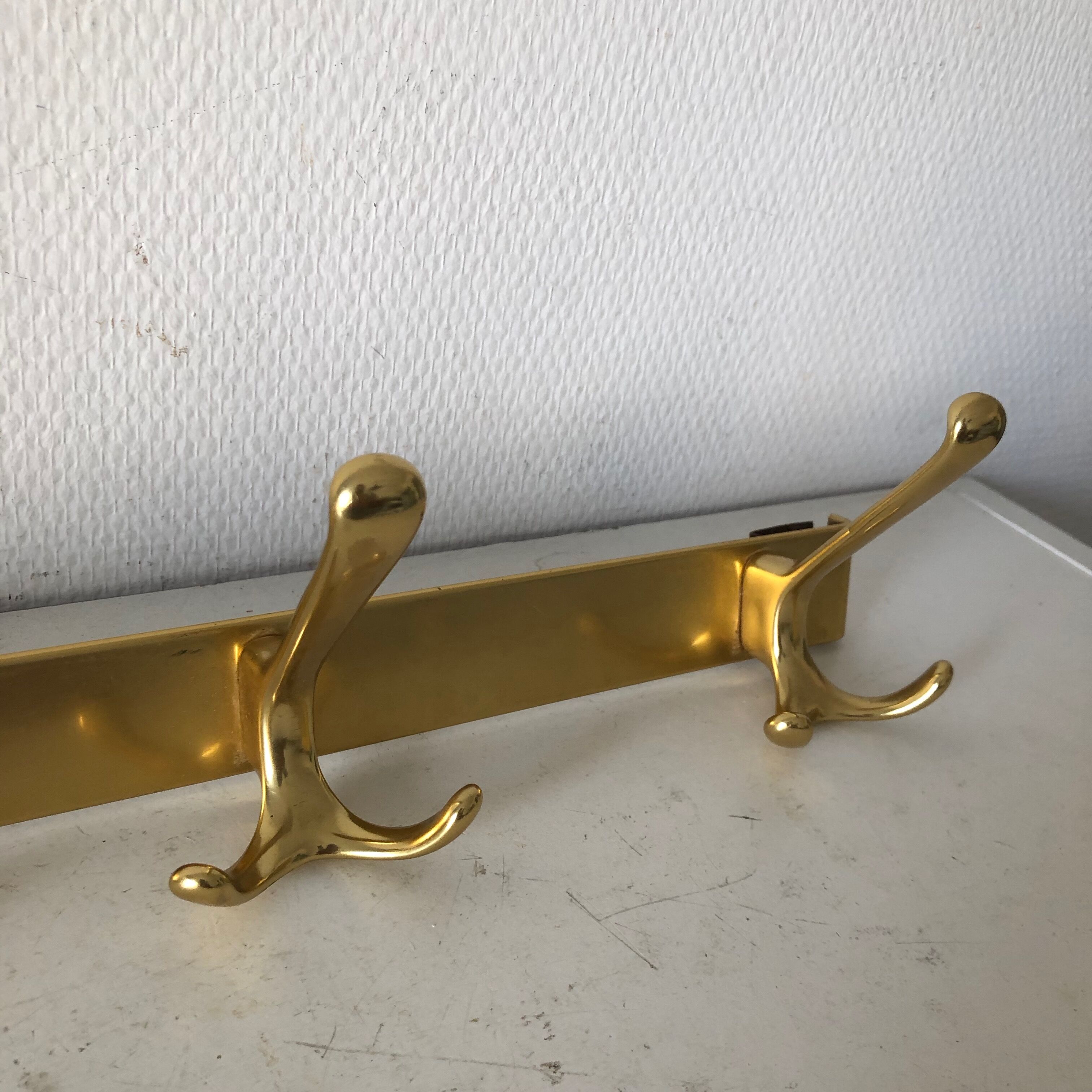 Golden coat rack 4 vintage pads 1960 55x10cm