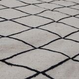 Handmade handmade Berber beige and black carpet in pure wool 216x147cm