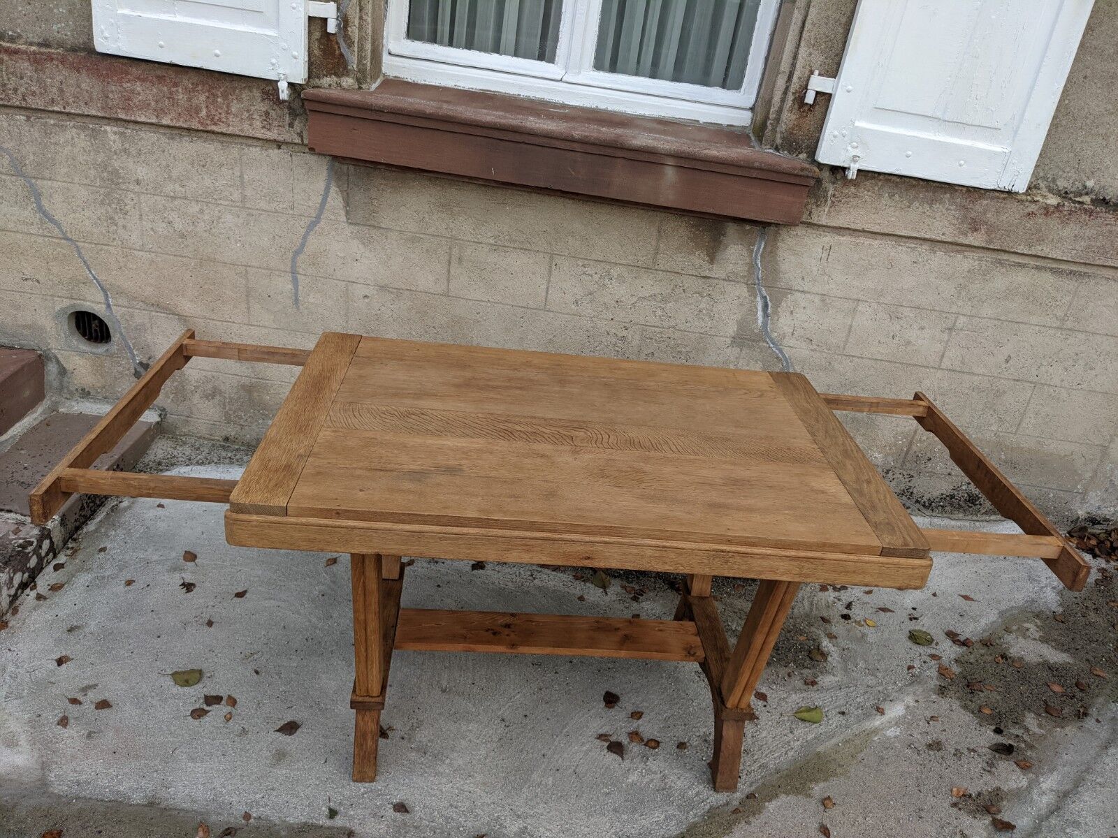 Art Deco Table Picardy