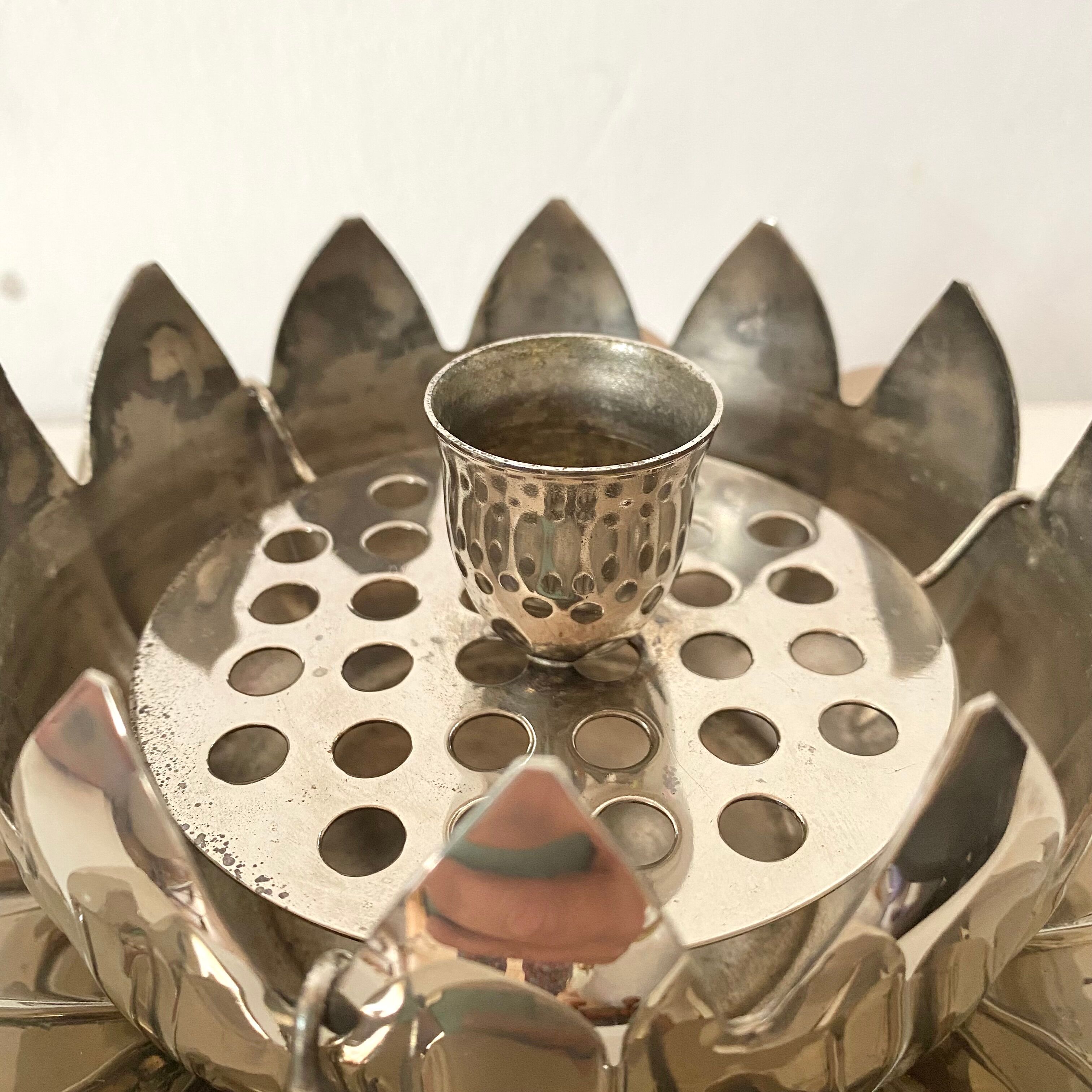 Candlestick stings flowers , lotus flower 80s