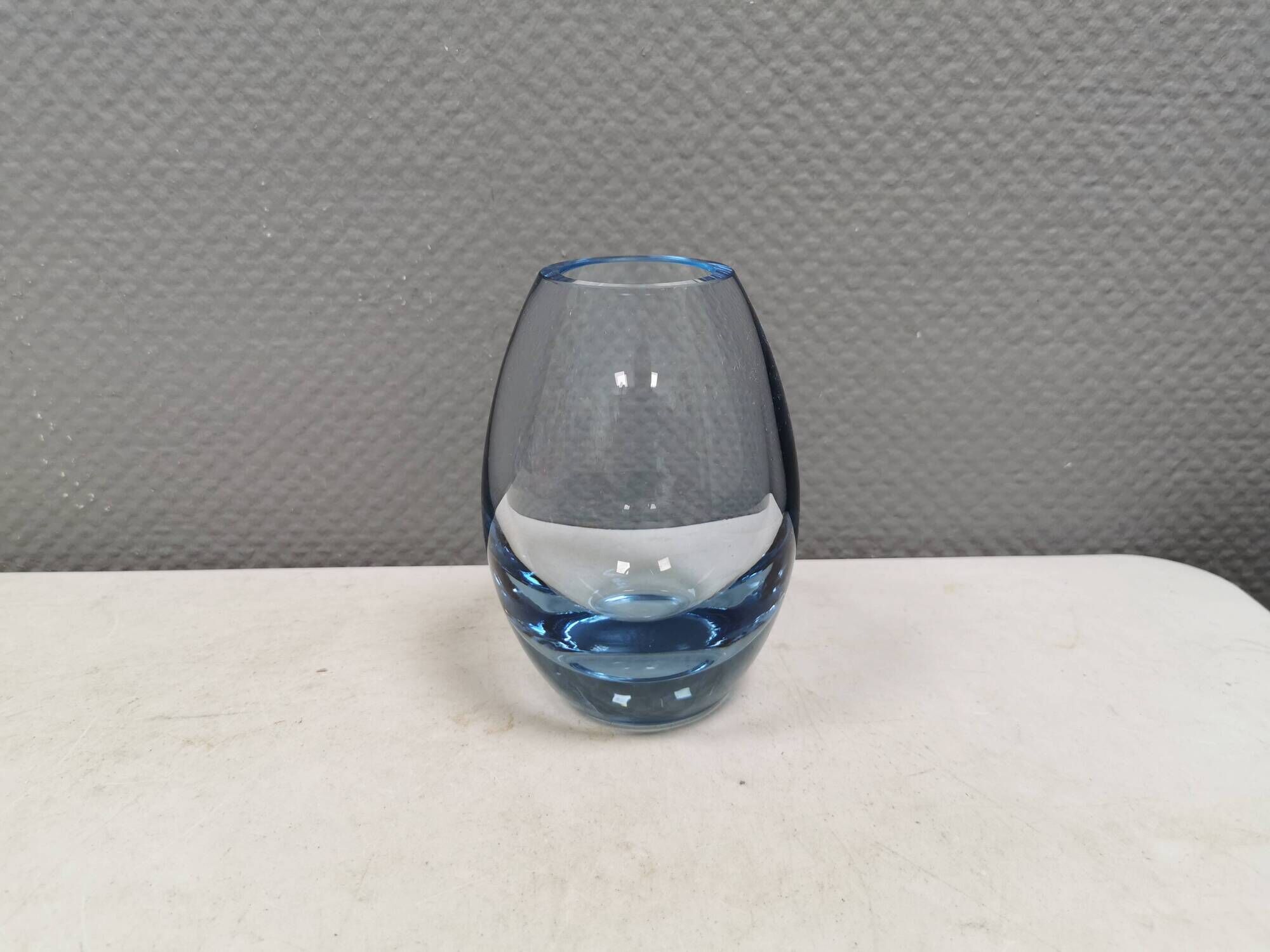 Hellas drop vase by Per Lütken for Holmegaard 1955.