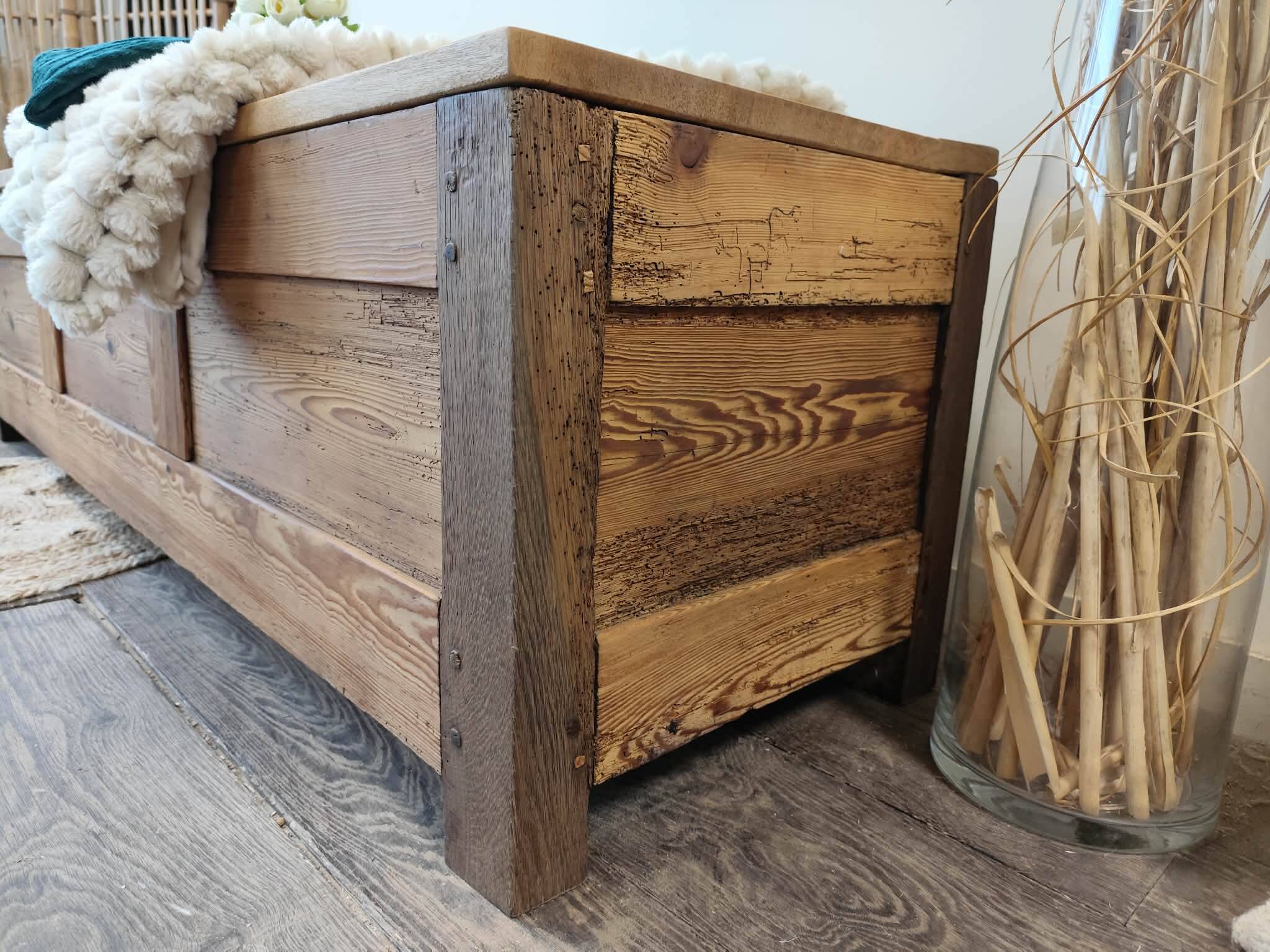 Storage chest
