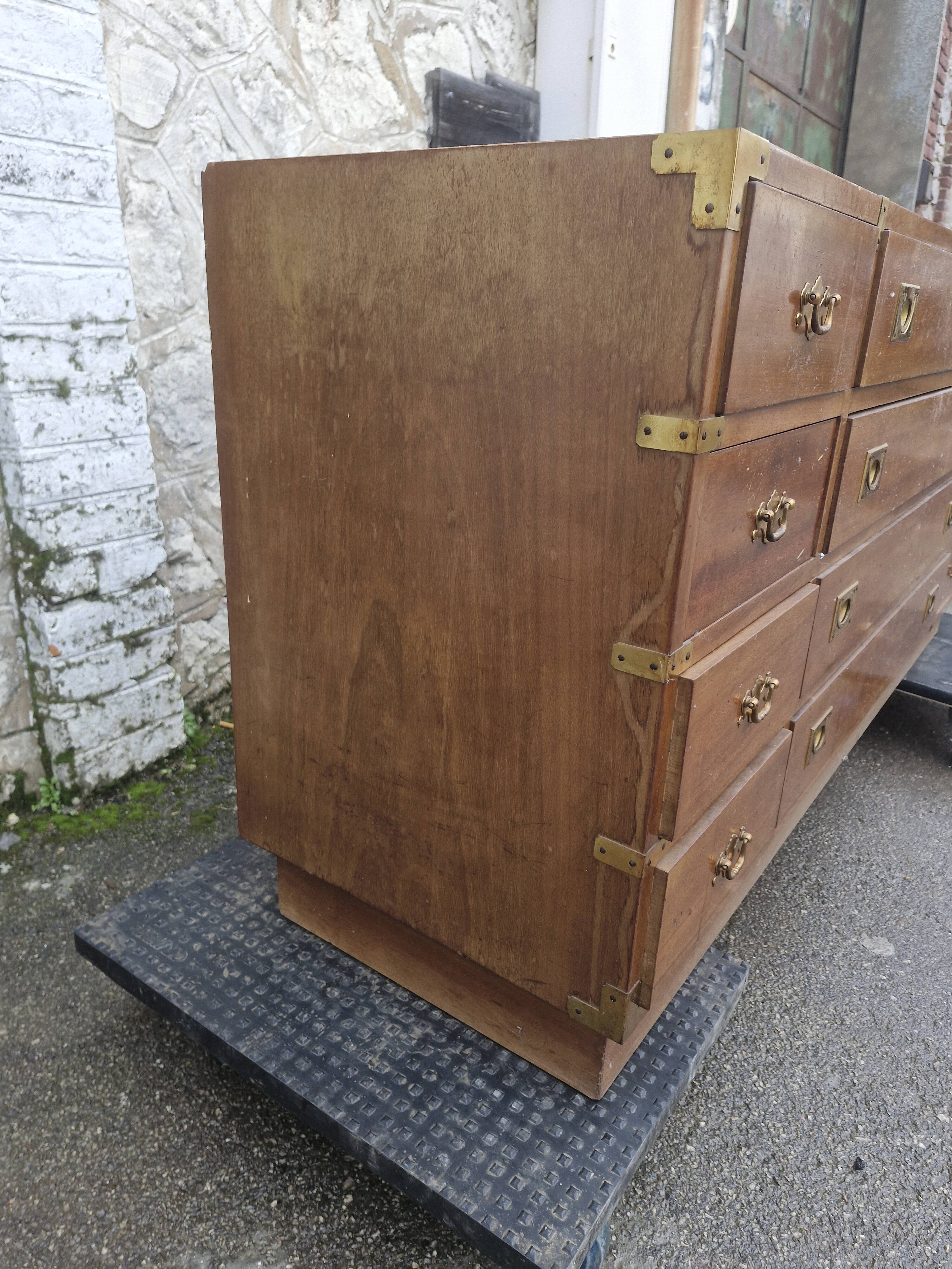 Chest of drawers
