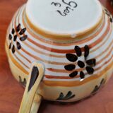 2 tea cups of gien