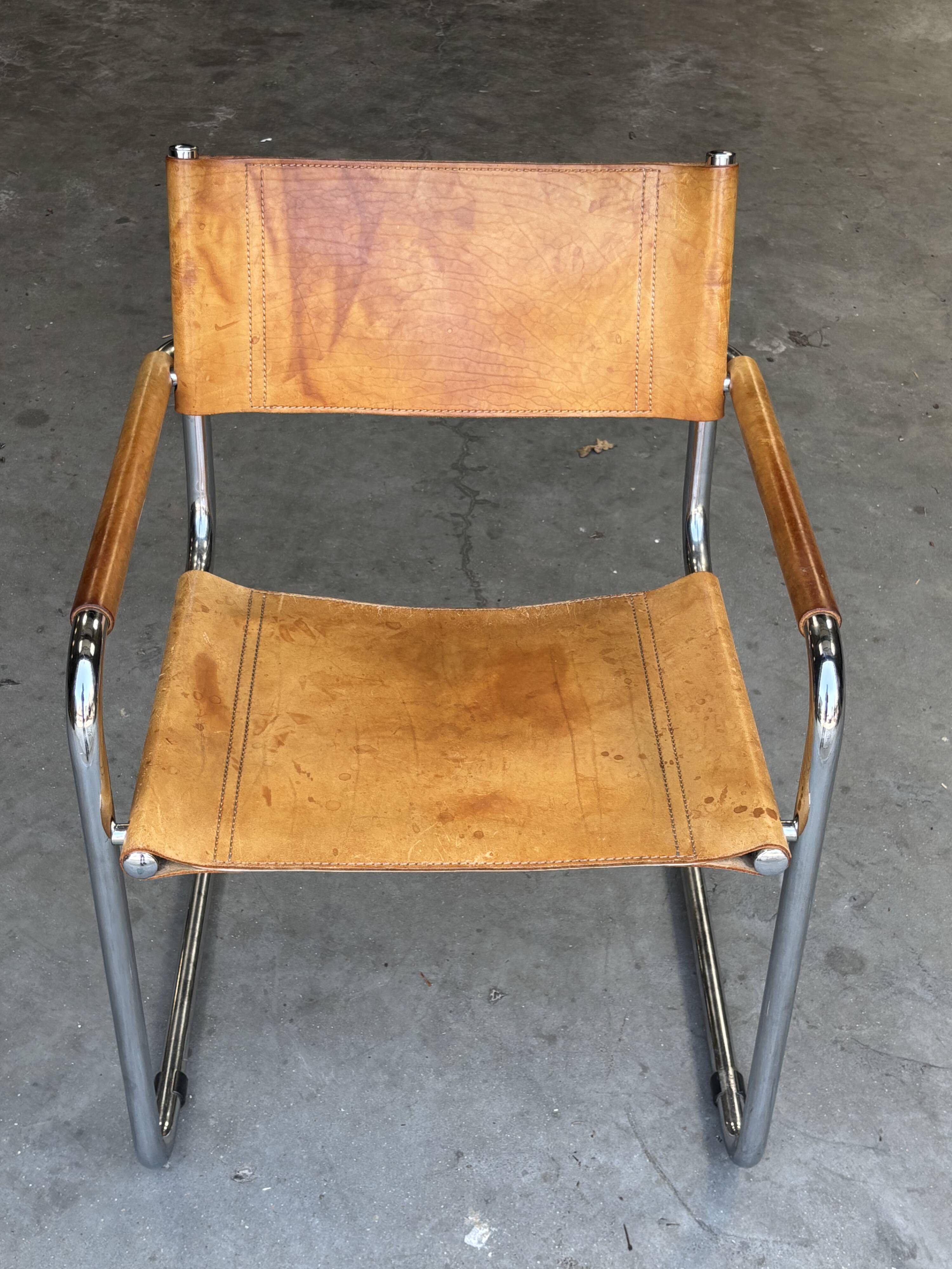 Ensemble de quatre fauteuils de salle à manger FASEM S34 en cuir Cognac par Mart Stam années 80