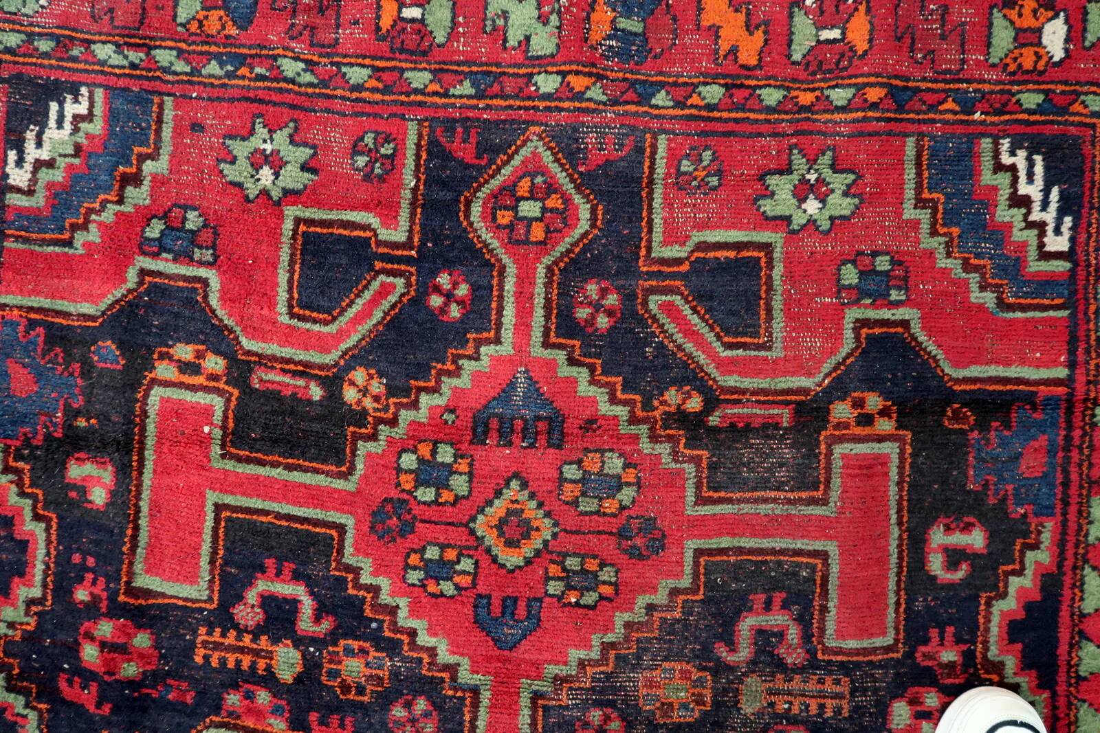 Antique 1930s Persian Hamadan rug 160cm x 241cm
