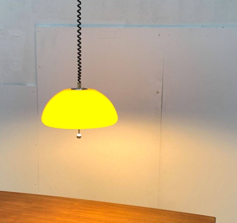 Cabras pendant lamp in Space Age style from the mid-century by Luigi Massoni for Guzzini, 1960s.