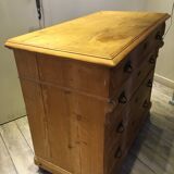 Old English chest of drawers