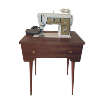 Furniture singer 700 and sewing machine