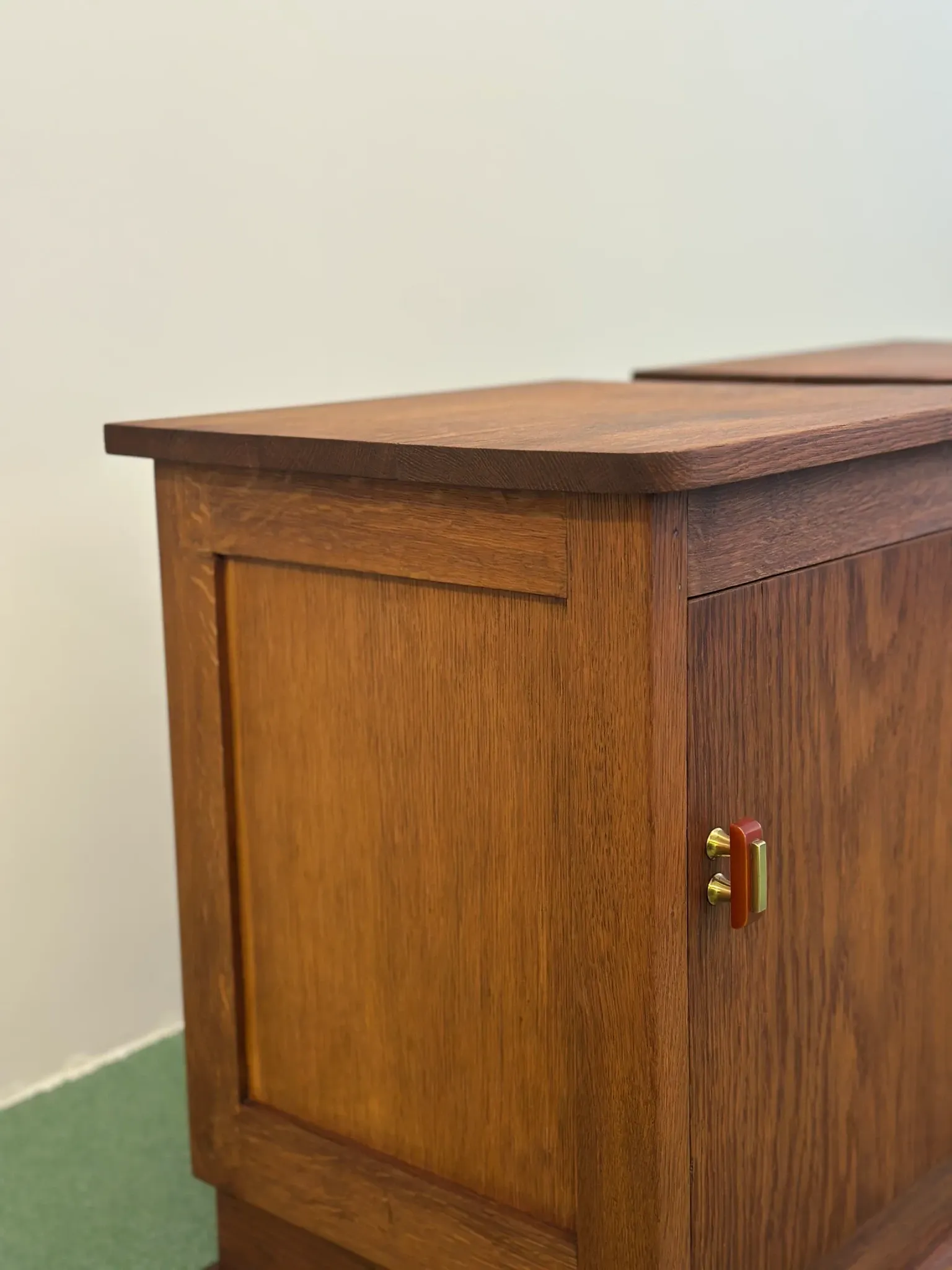 Pair of Dutch Art Deco nightstands, 1930s