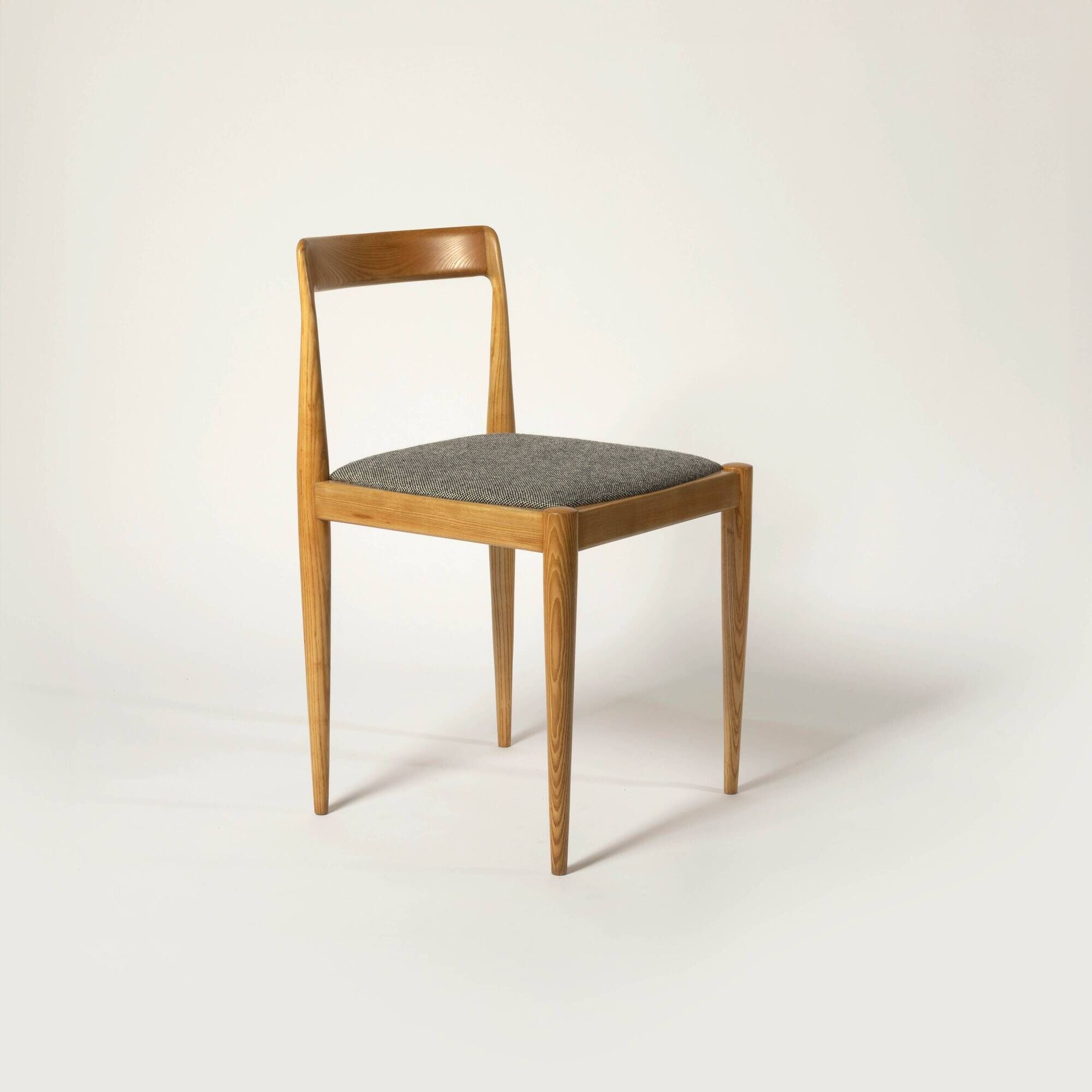 Set of 4 fully restored dining chairs produced by Drevotvar, Czechoslovakia, 1960 Kvadrat Fabric