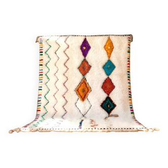 Tapis berbère en laine fait main traditionnel
