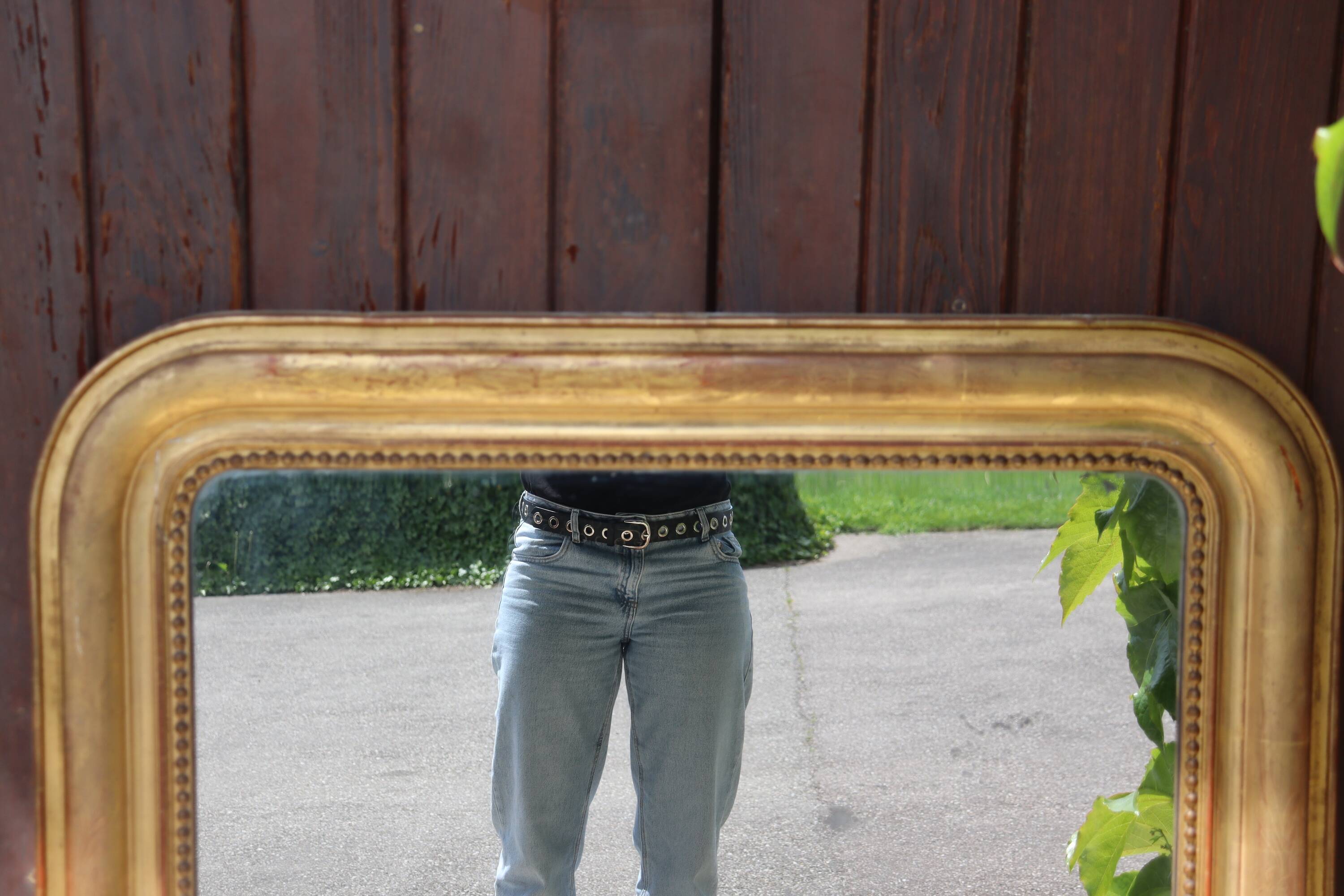Miroir doré de style Louis Philippe