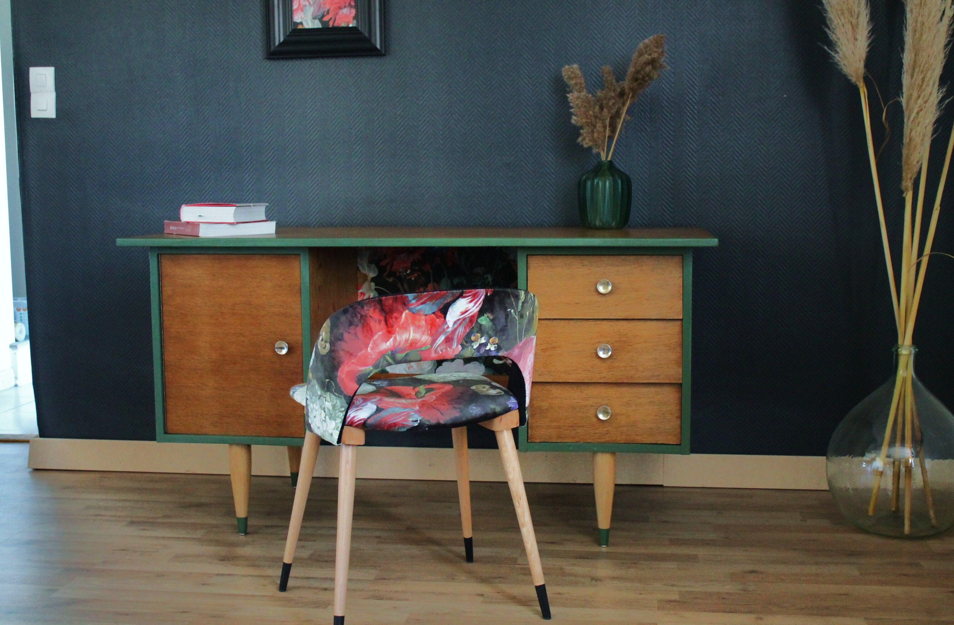 Restored office, 60/70 year, forest green and ancient flowers