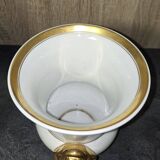 Cache-pot or decorative vase in white porcelain, Empire style.