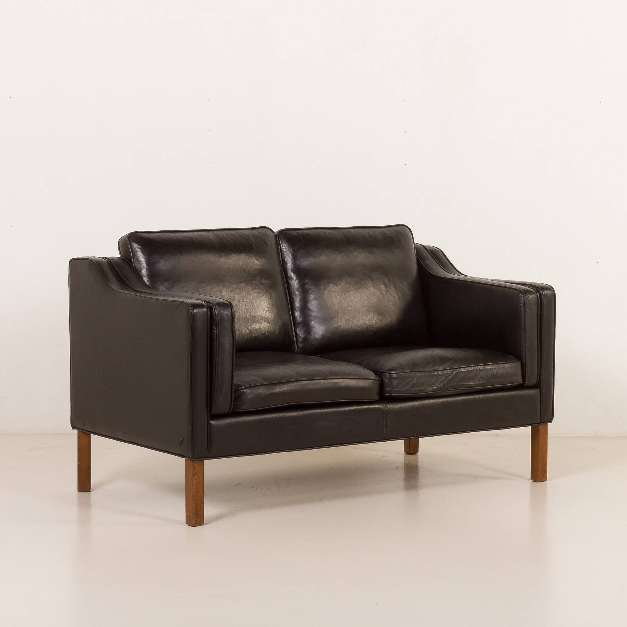 Danish black aniline leather sofa by Hurup, 1980s