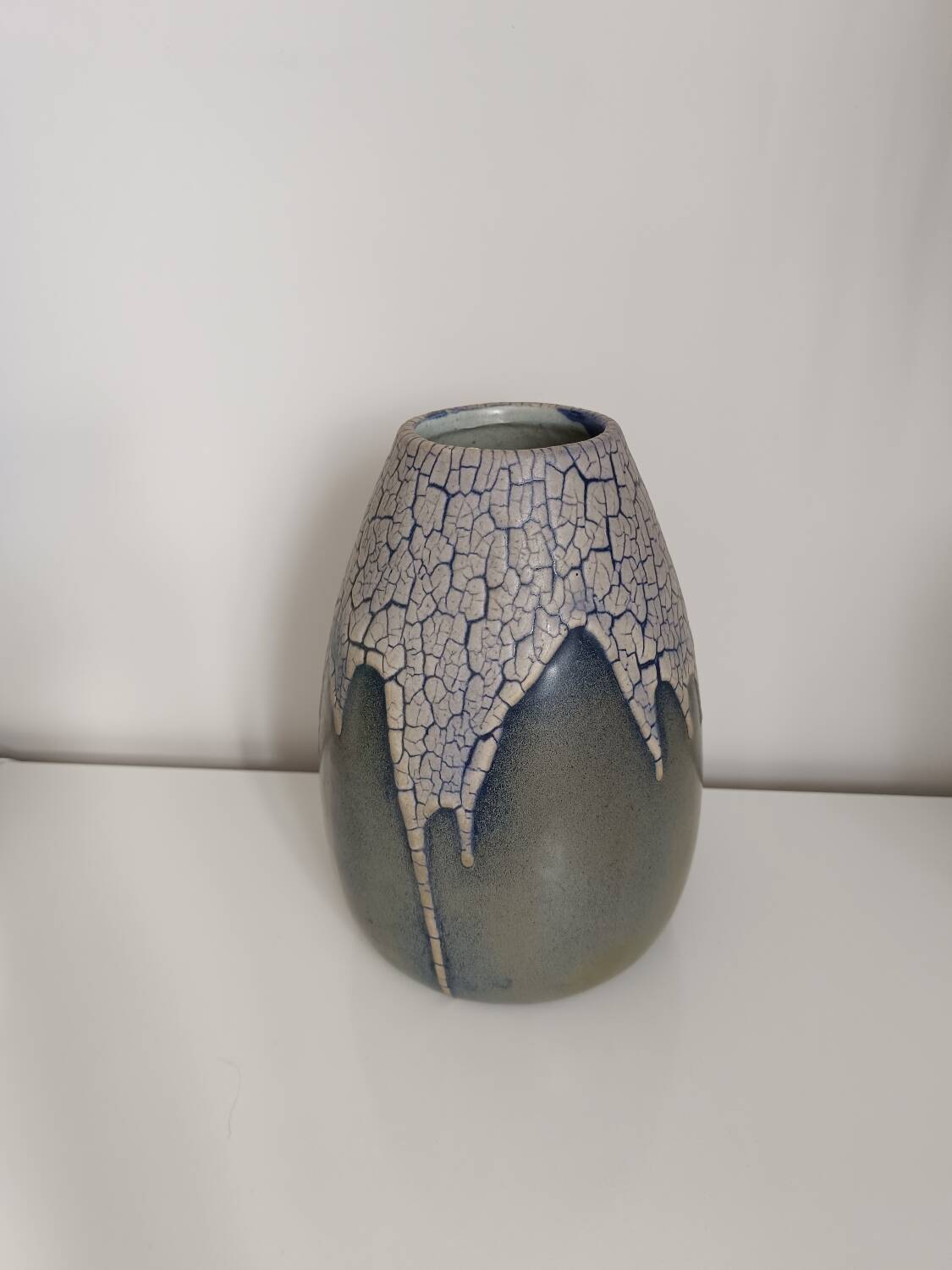 Stoneware vase from Puisaye signed Léon Pointu