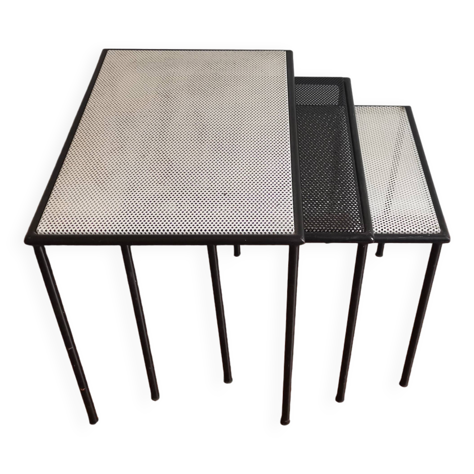 3 ARTIMETA metal nesting tables