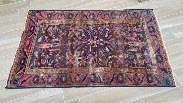 Oriental art deco carpet 123cm x 200cm