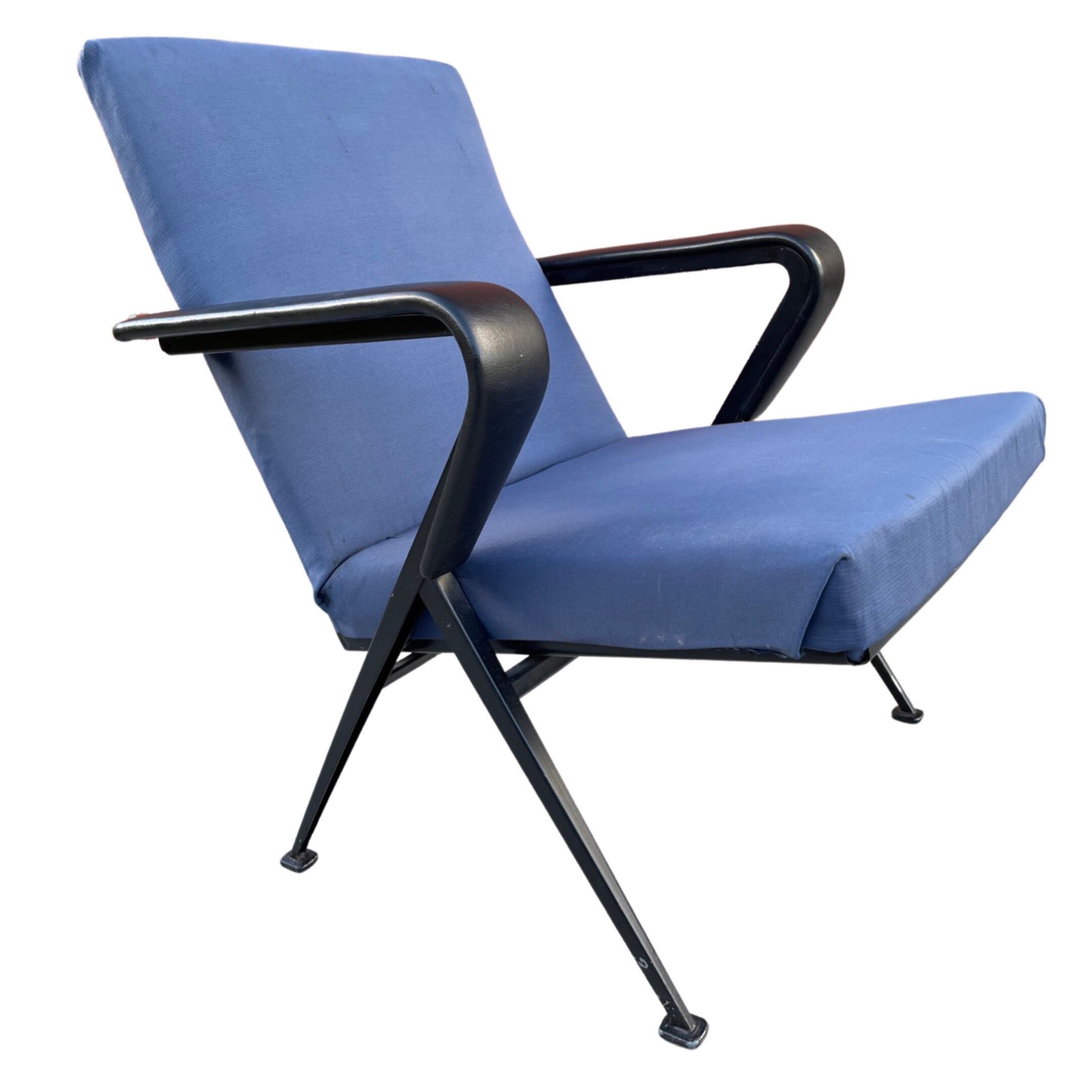 set of 2 Repose armchairs by Friso Kramer for Ahrend de Cirkel