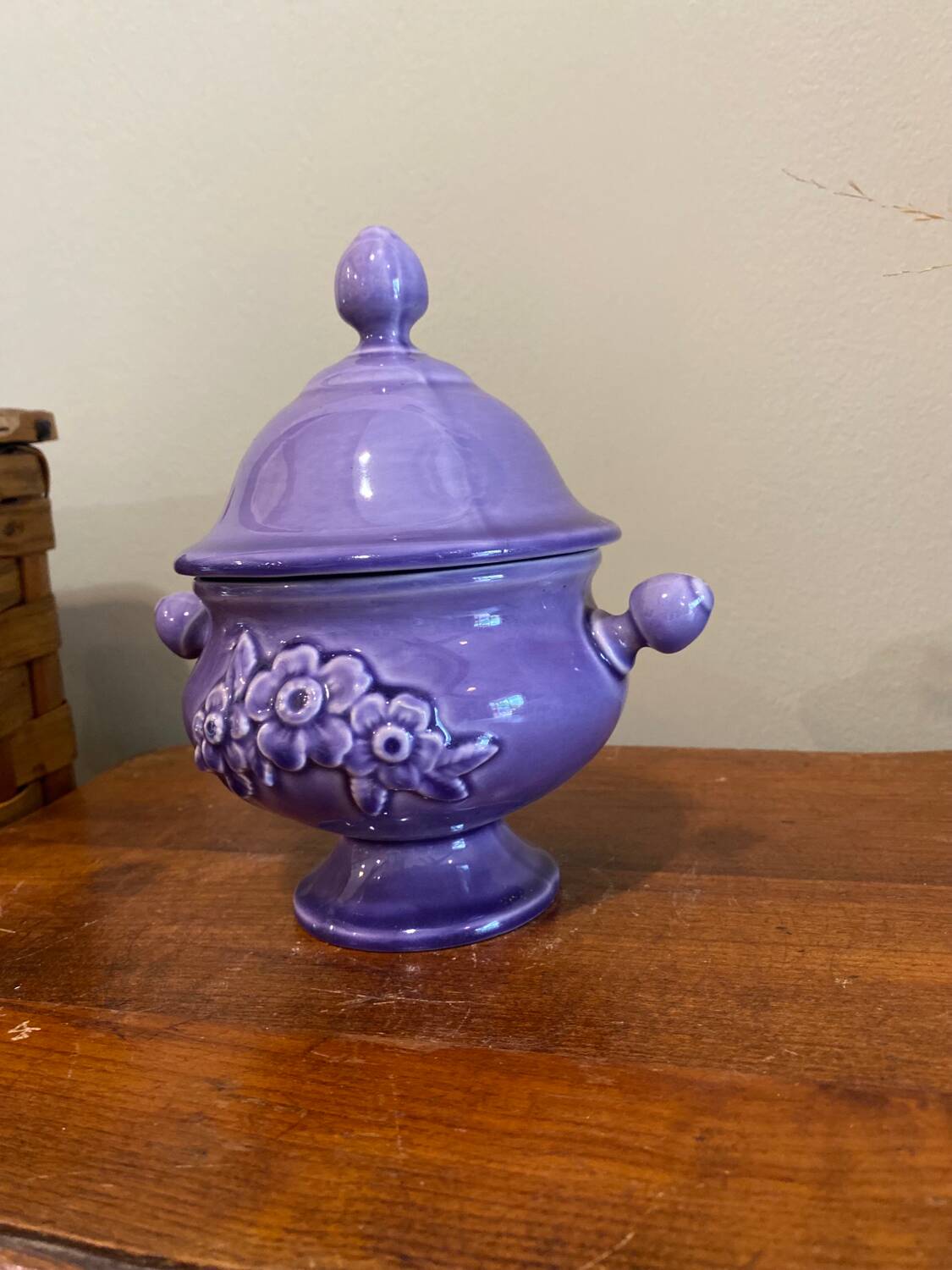 Pot, purple candy box