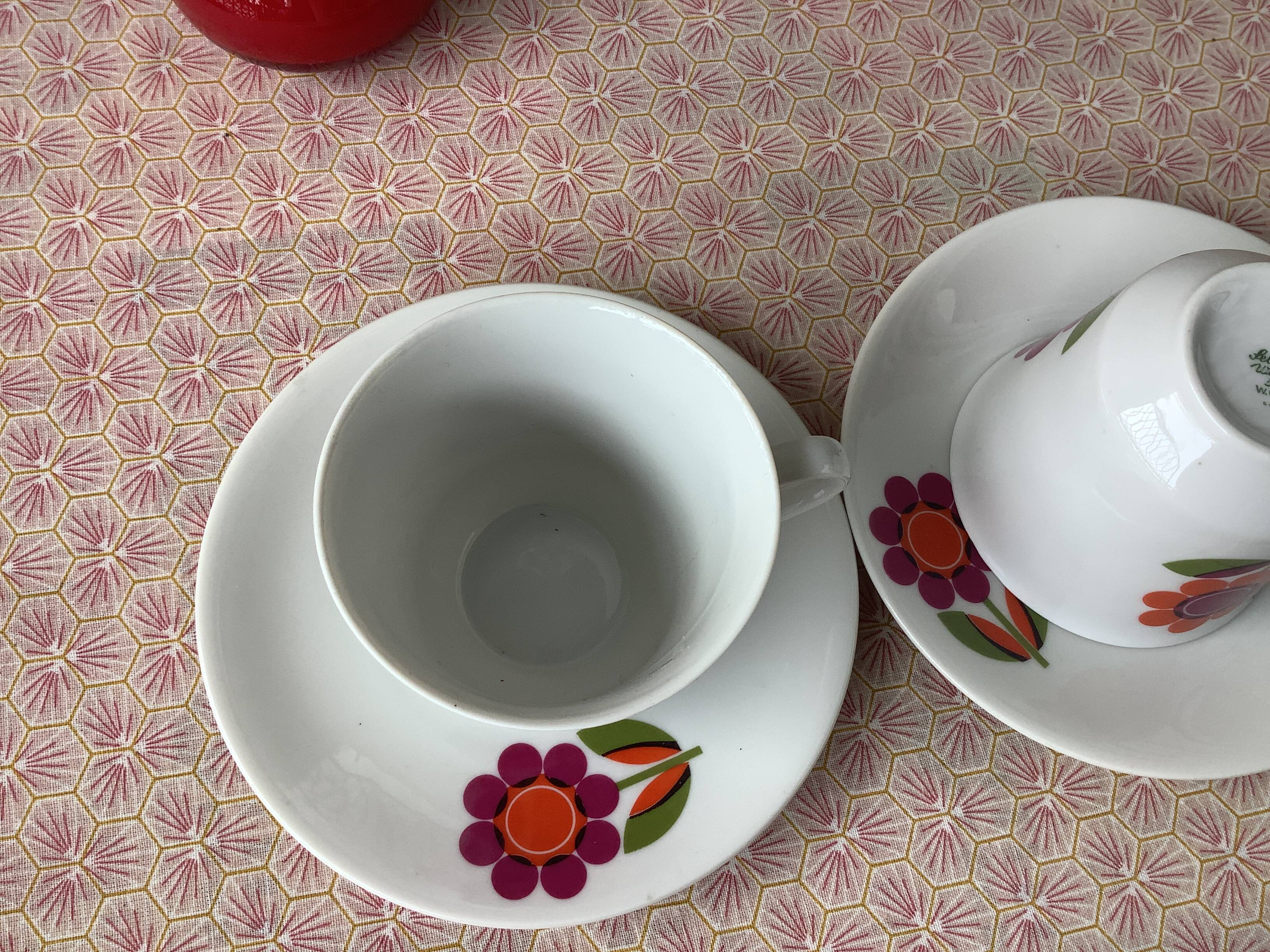 3 Seltmann Weiden K. Bavaria cups - seventies floral decor