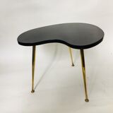 Bean-shaped side coffee table