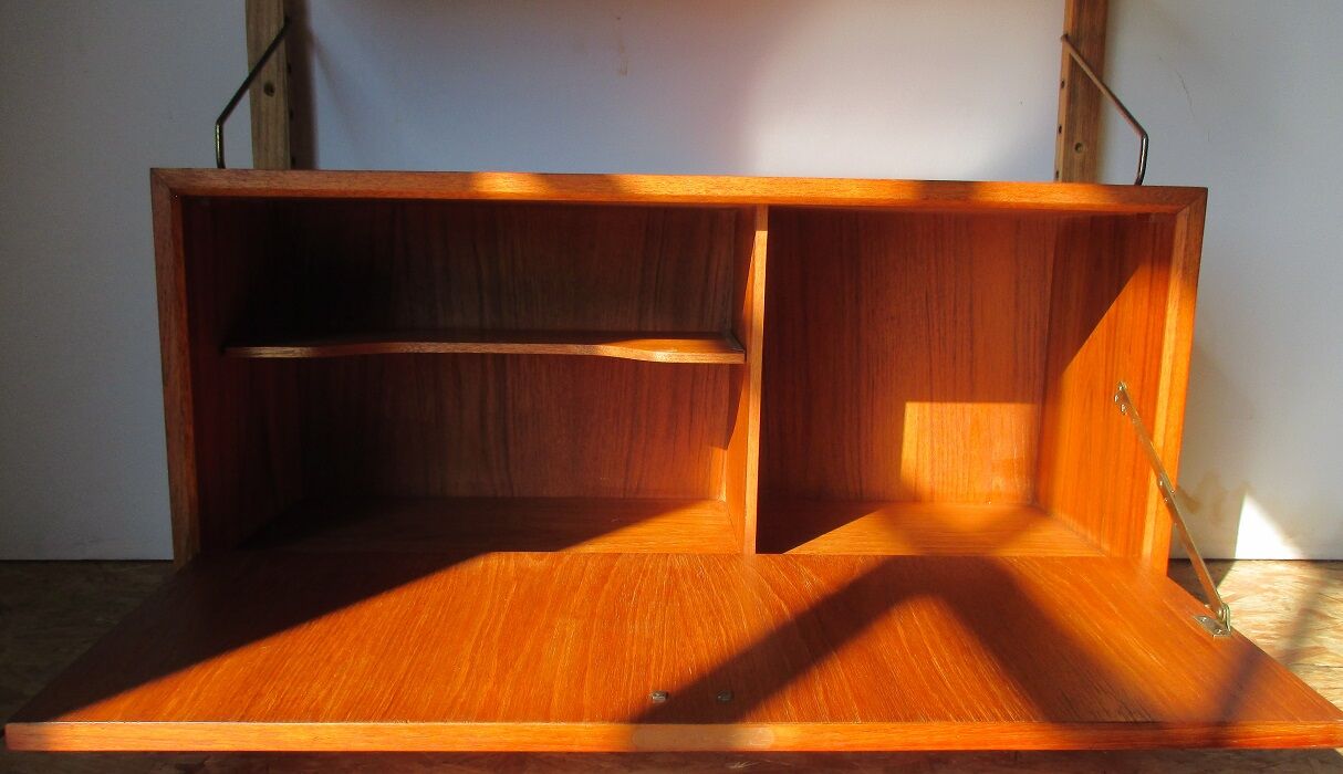 Poul Cadovius system library