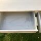Console blanc d'ivoire