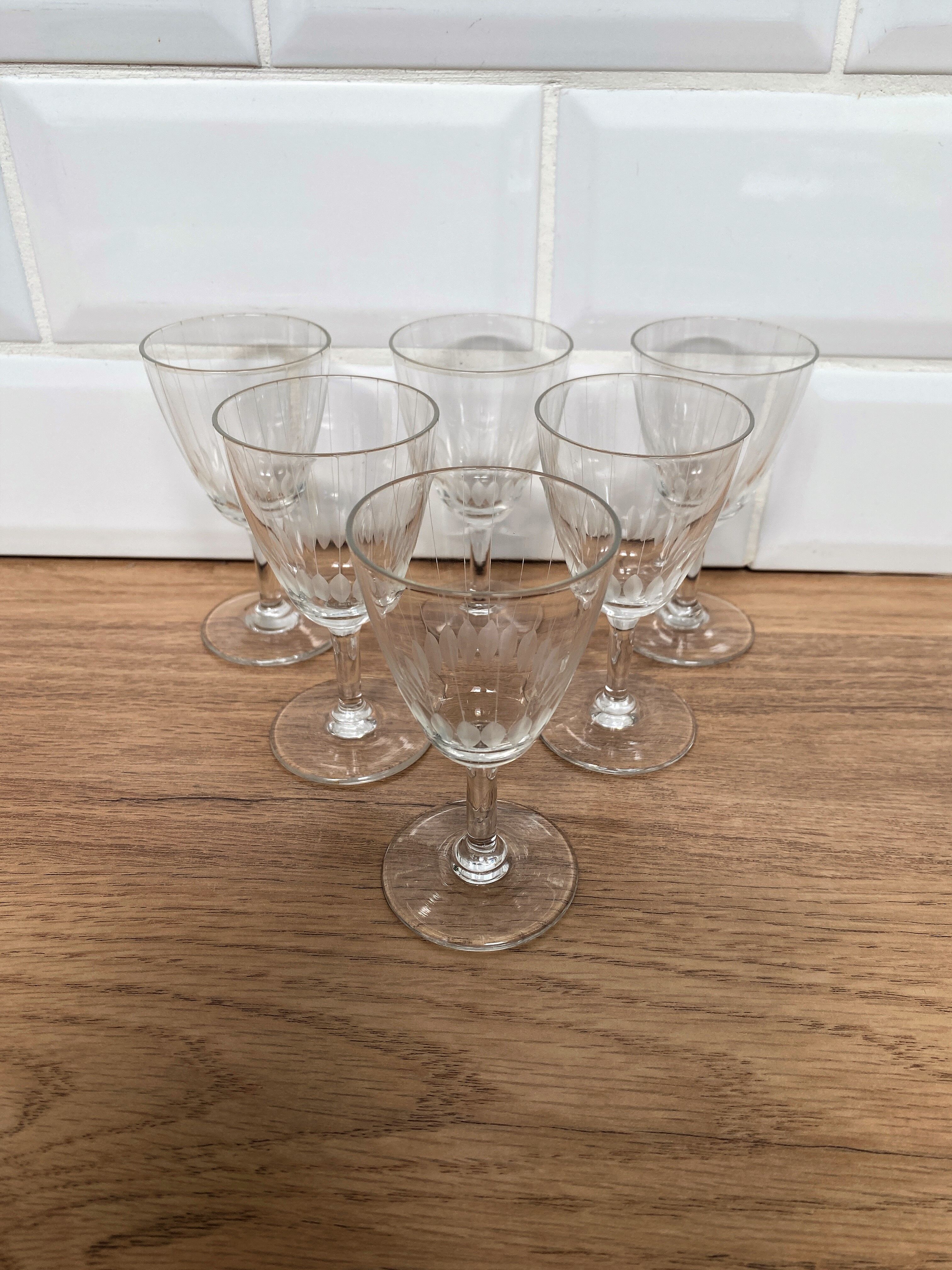 Set of 6 small liquor glasses