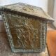 Wood chest