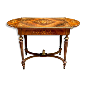 table de style Napoléon