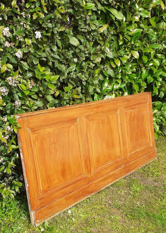 Low wall panelling 8.65m panelled with mouldings wainscoting skirting.