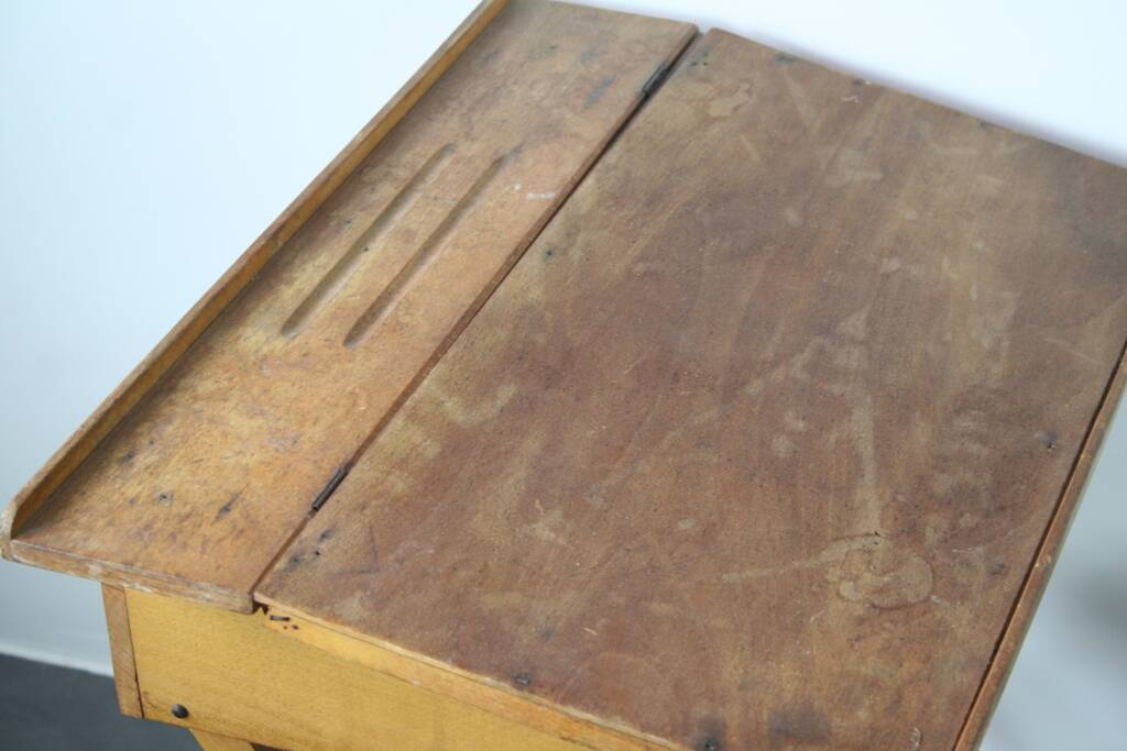 Ensemble bureau pupitre d’enfant et sa chaise pliants