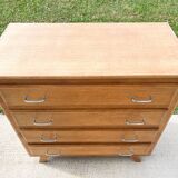 Scandinavian style 4-drawer chest of drawers