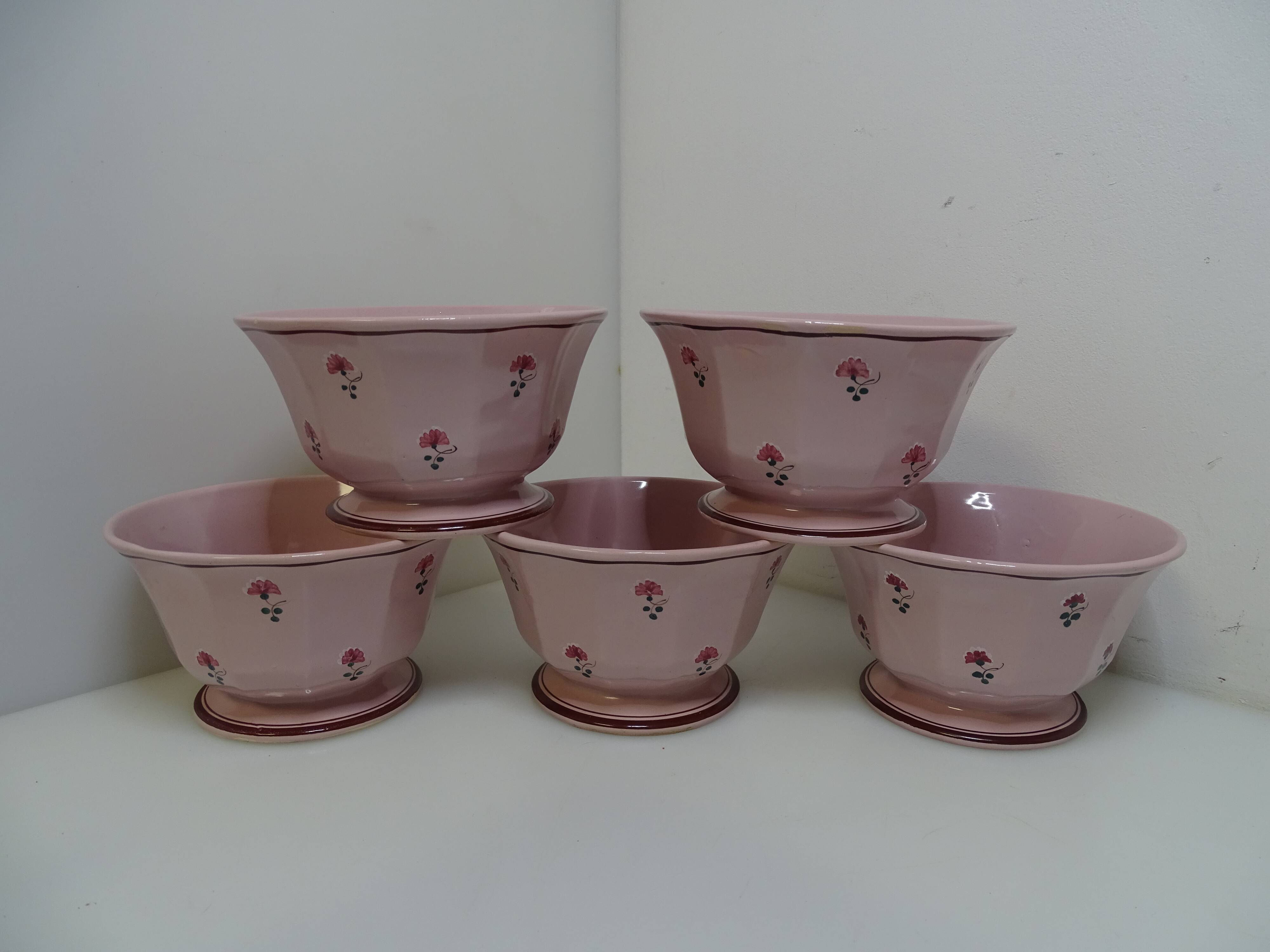 Set of 5 vintage antique ceramic bowls