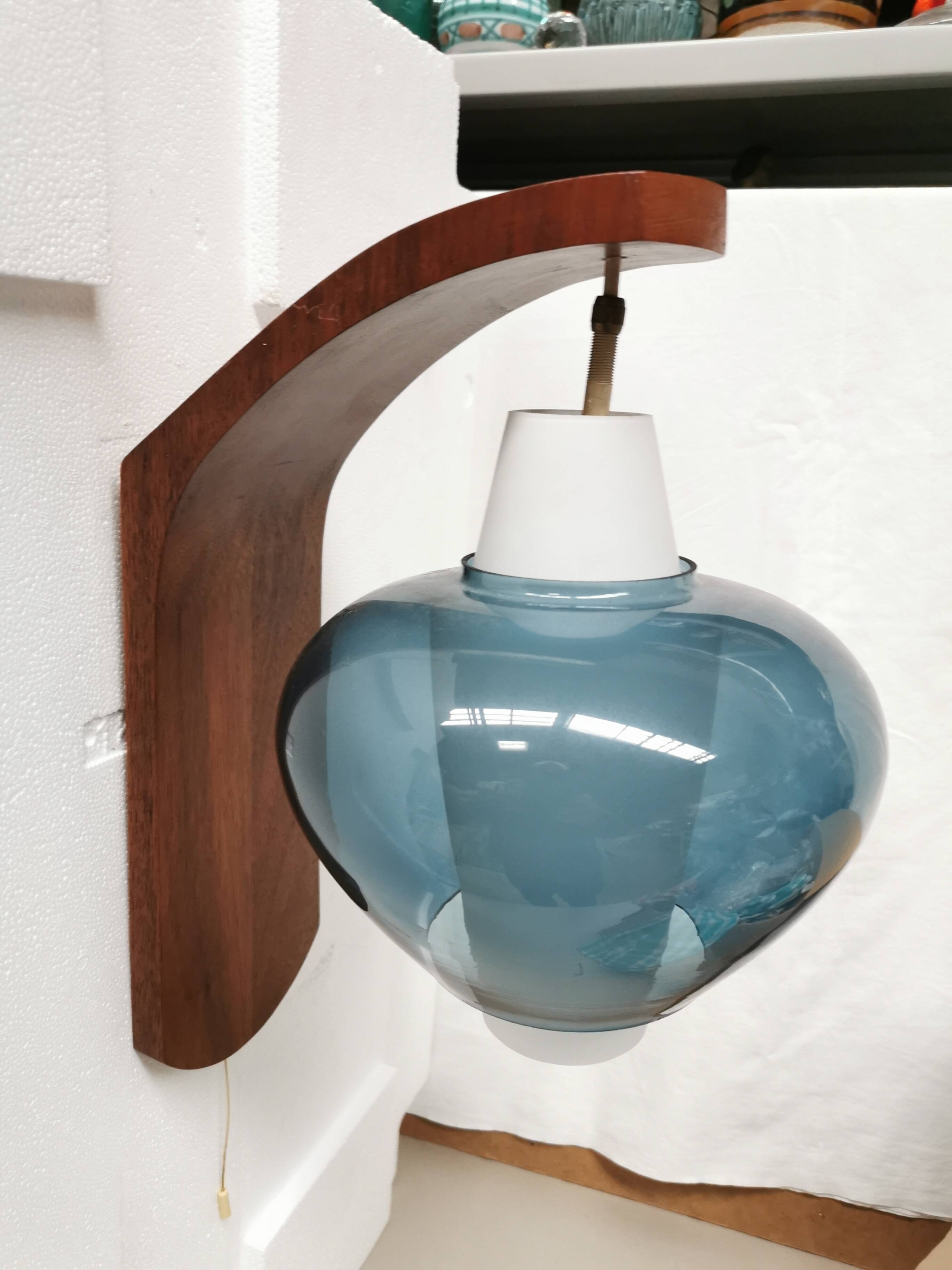 Vintage scandinavian wall light Louis Kalff