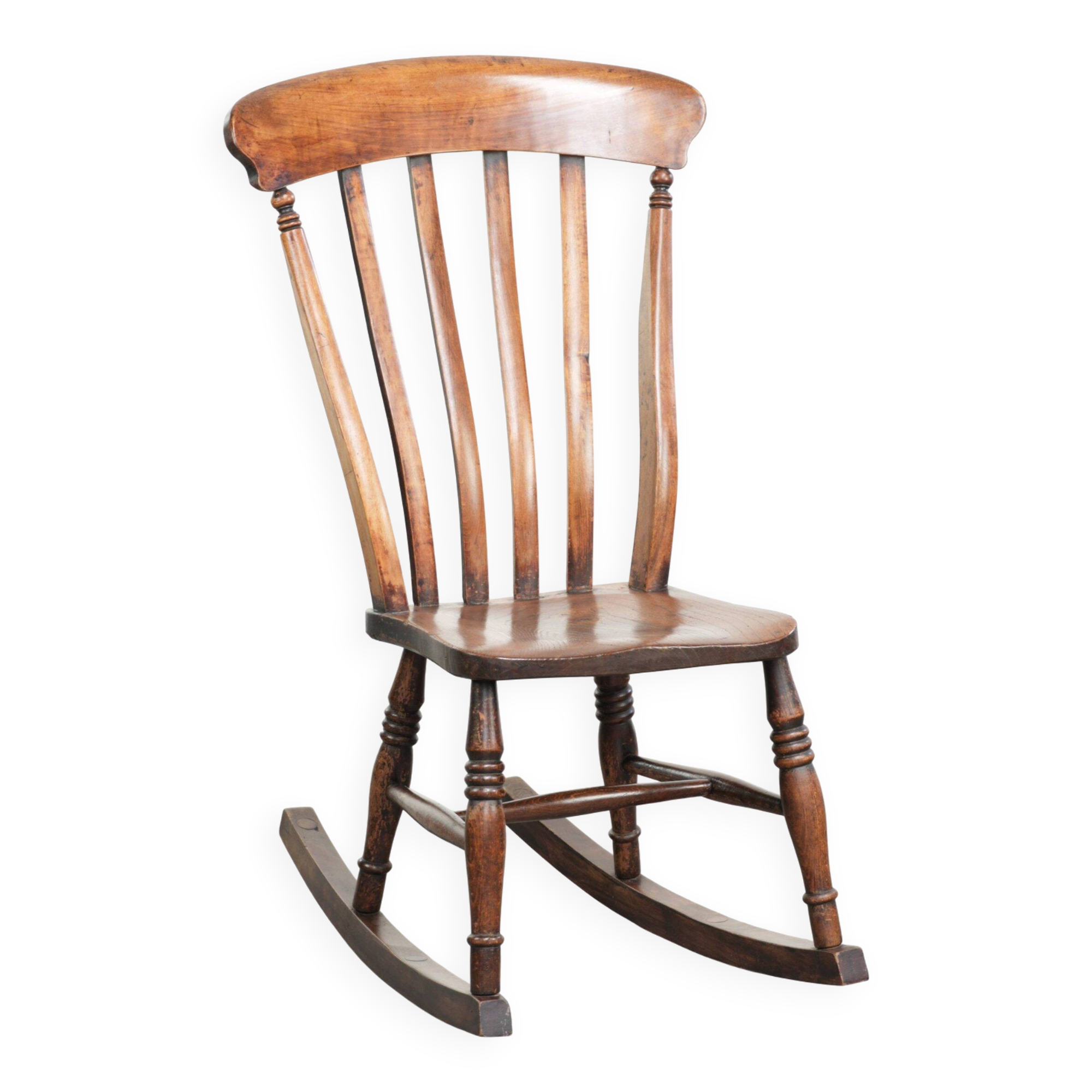 Chaise berçante Windsor en chêne anglais du début du 19e siècle.