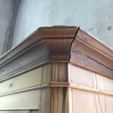 Buffet two bodies in raw pine