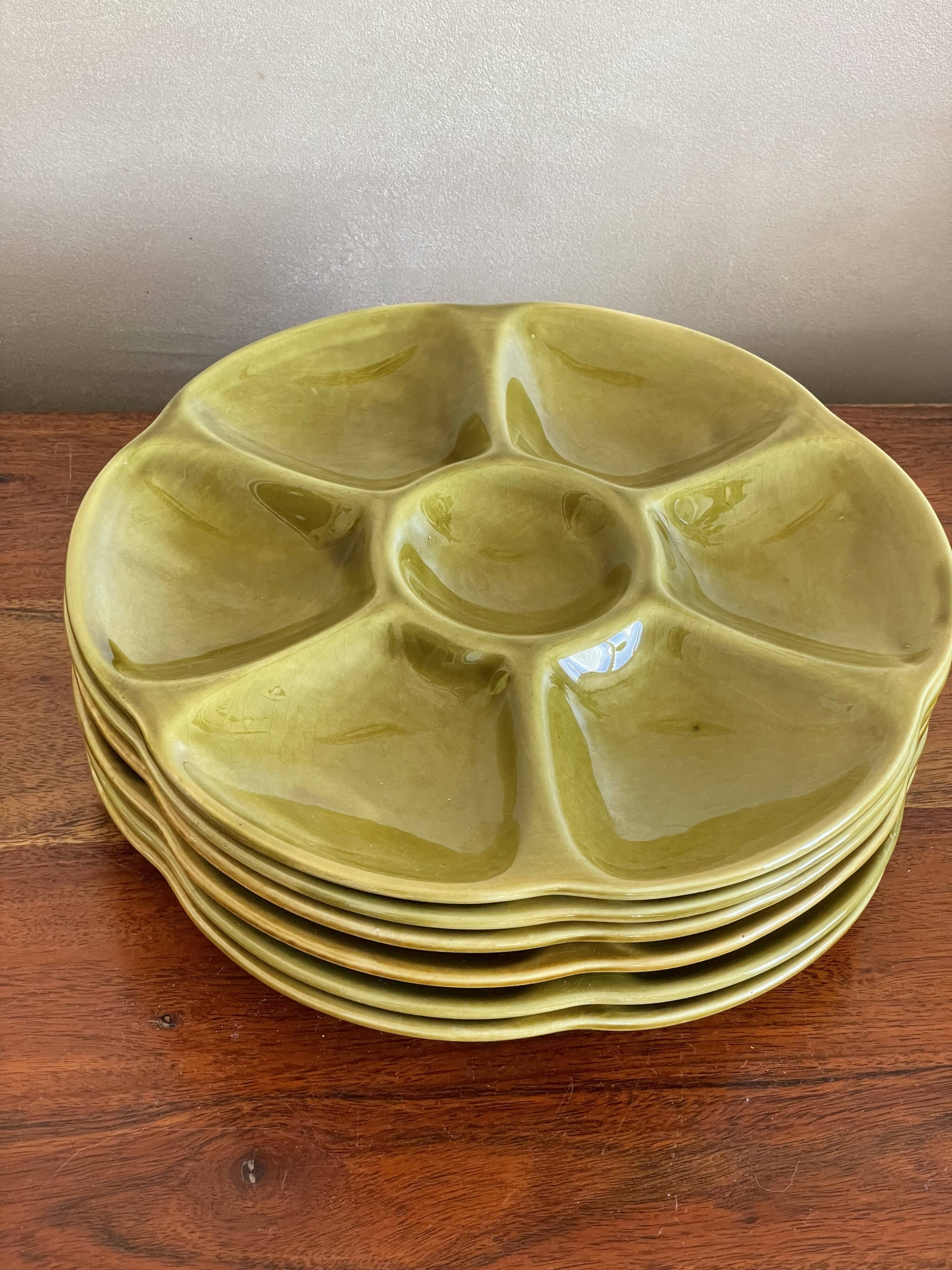 Ceramic oyster plates from Gien