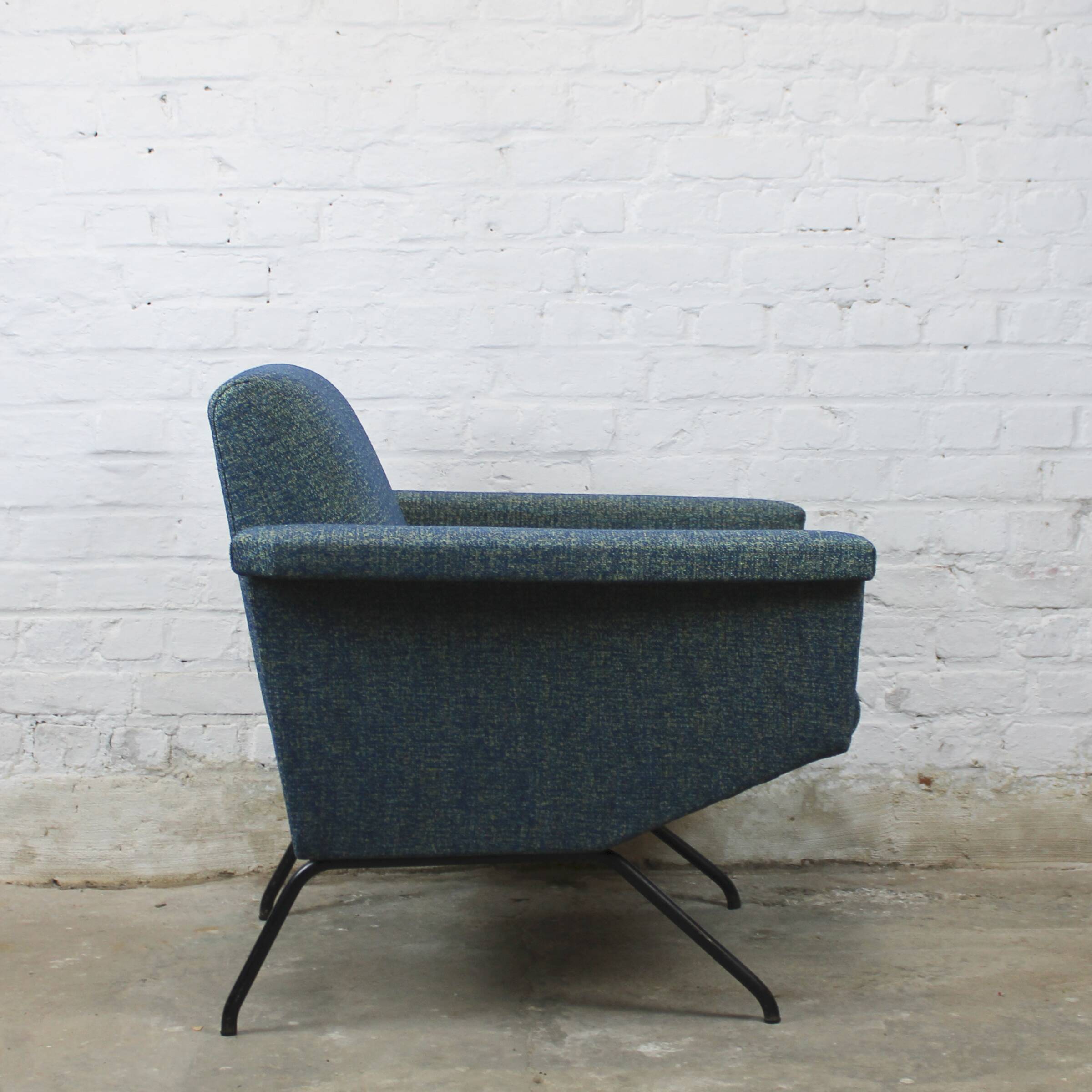 Vintage "Visitor" armchair by Pierre Guariche for Meurop 1961